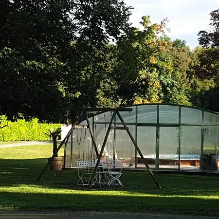 Le Moulin De Pensión 3*